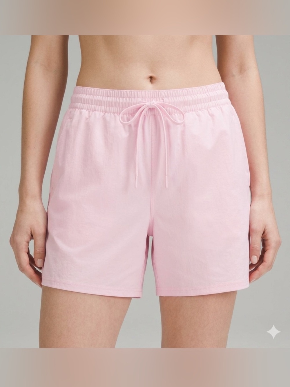 lululemon athletica Light Pink Drawstring Casual Shorts. Size:4
